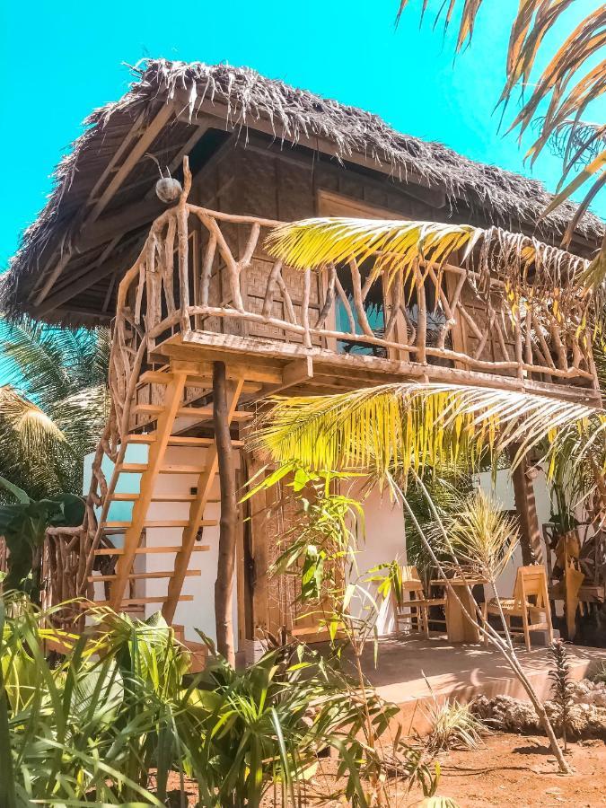 Hotel Mandala Tribe Treehouses